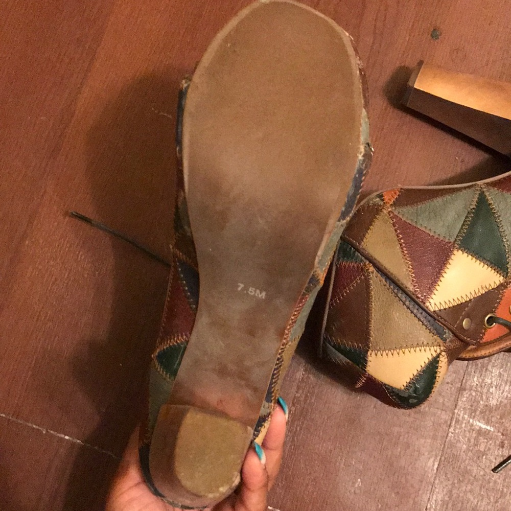Jeffrey Campbell Platform Heels - Picture 3 of 4